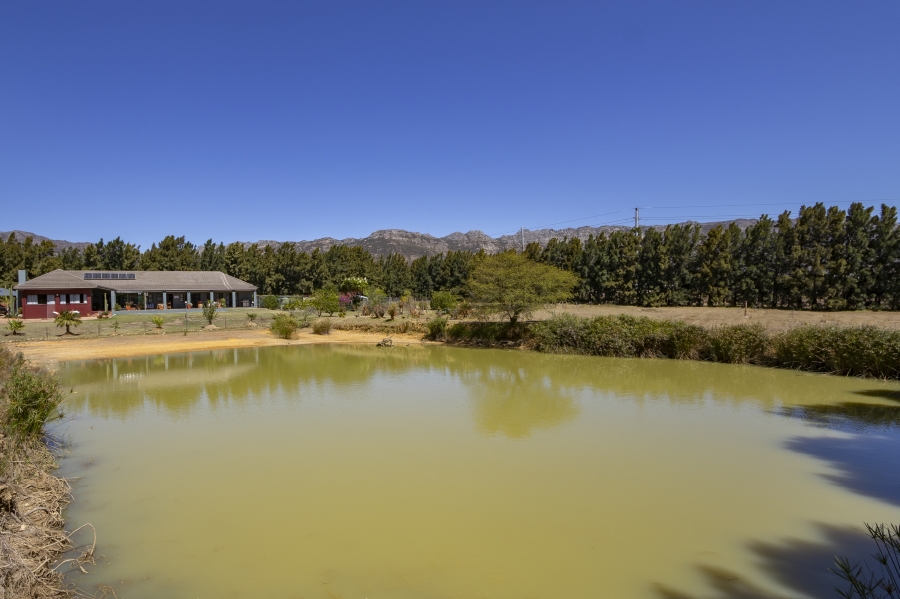 4 Bedroom Property for Sale in Firlands Western Cape